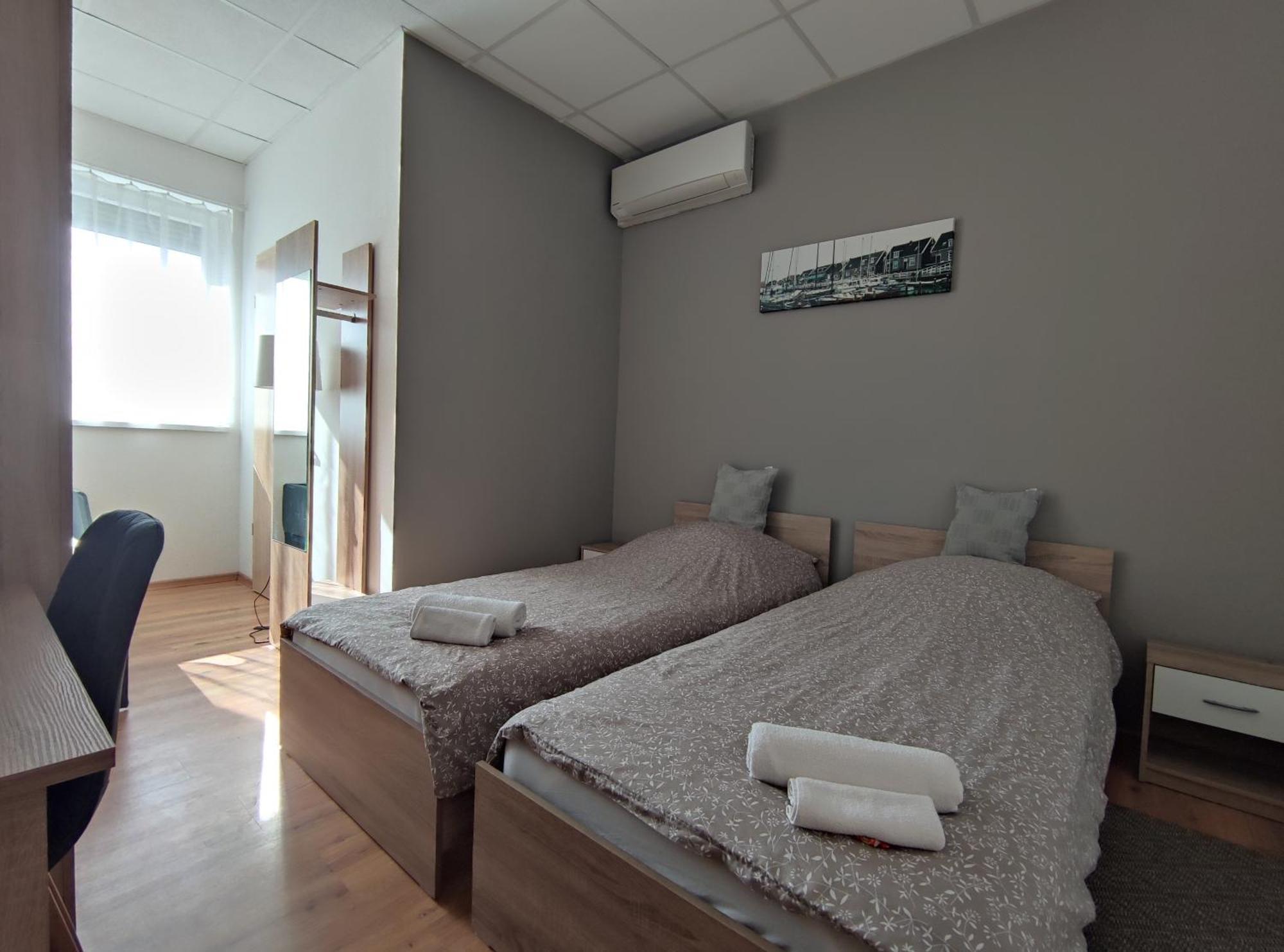 Szilas Park Motel Nagytarcsa Eksteriør bilde