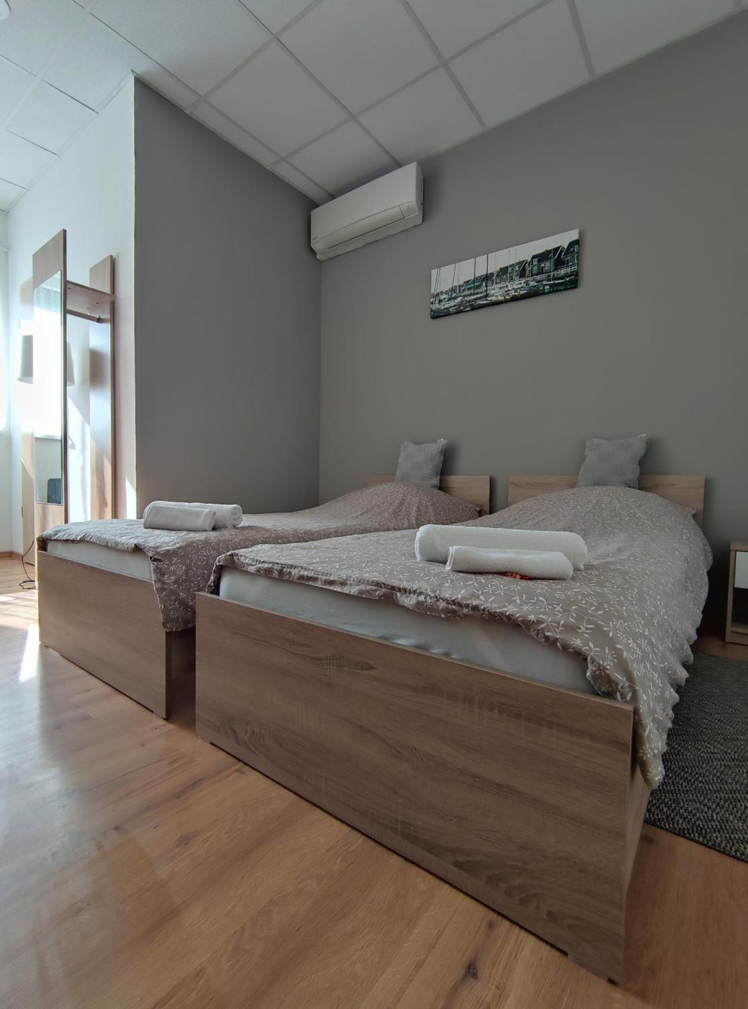 Szilas Park Motel Nagytarcsa Eksteriør bilde